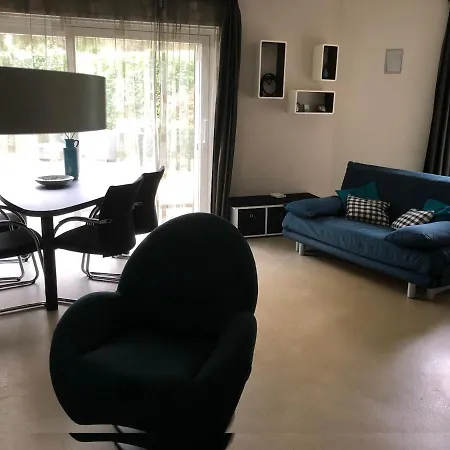 Xenith Apartment *