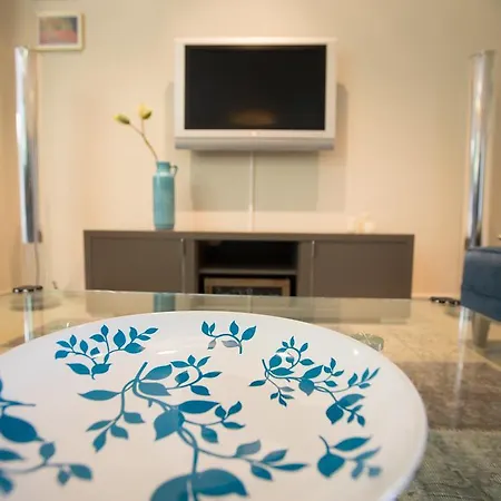 Xenith Apartment *